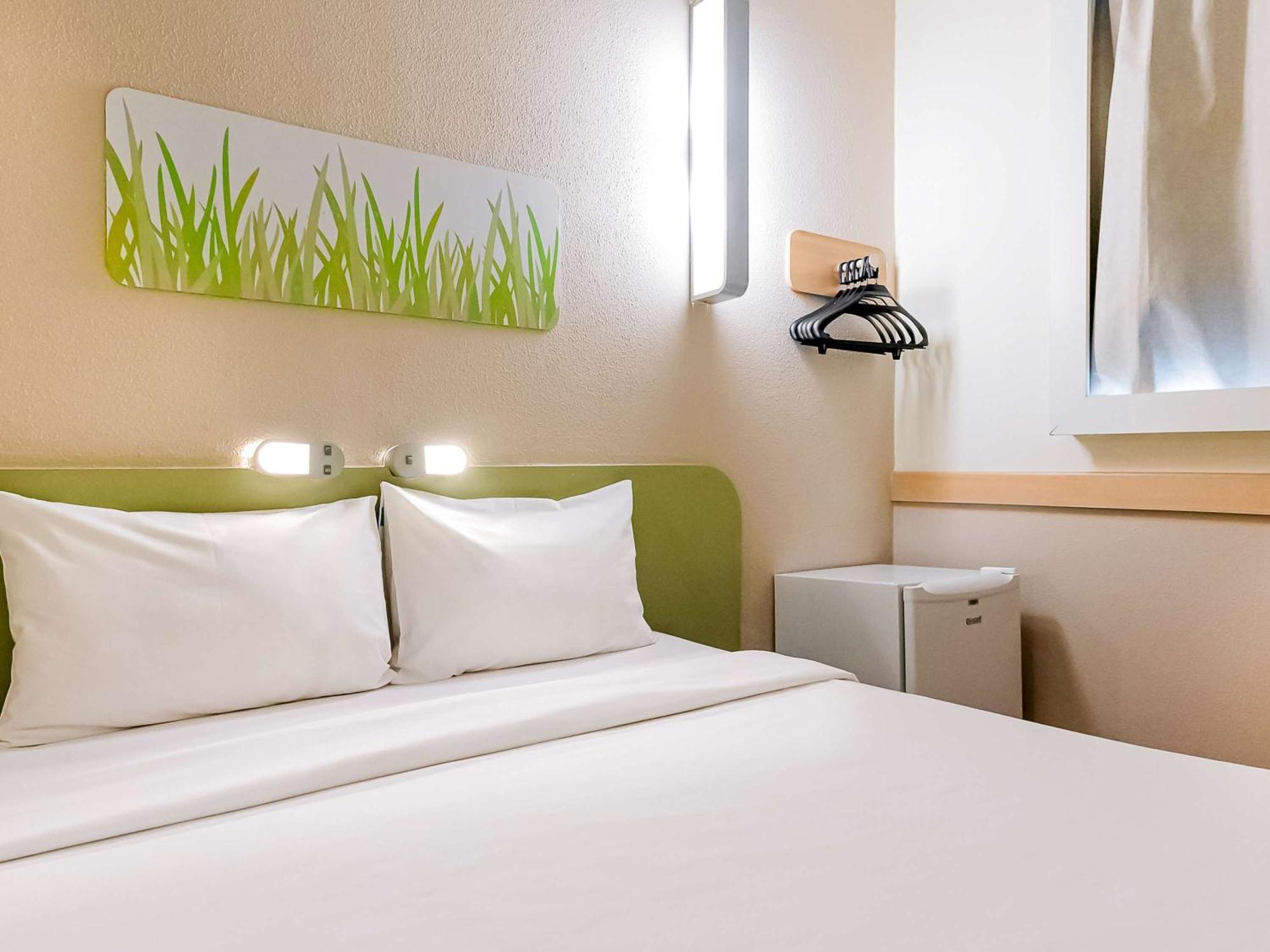 Ibis Budget Vitoria Hotel Bagian luar foto