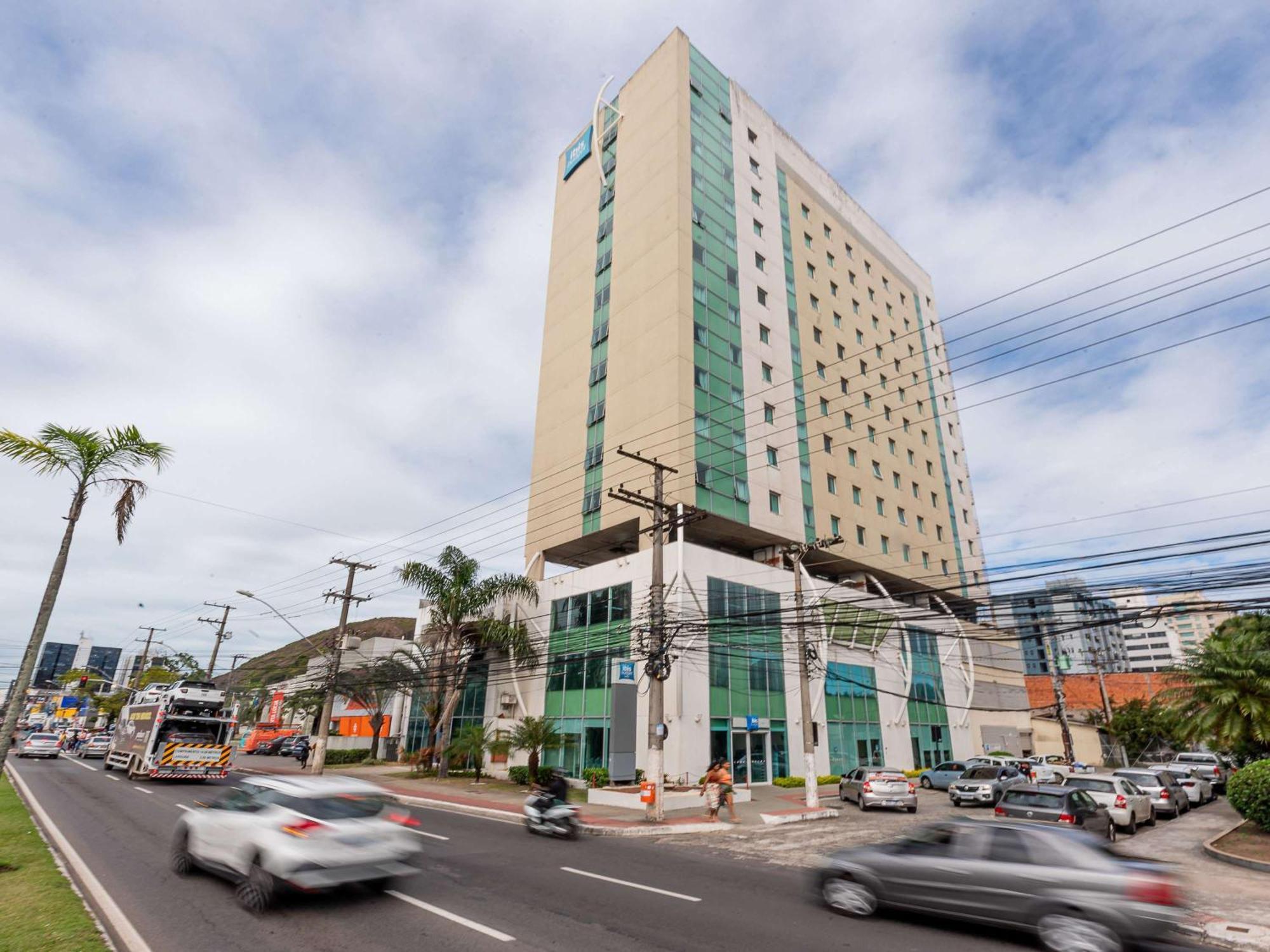 Ibis Budget Vitoria Hotel Bagian luar foto